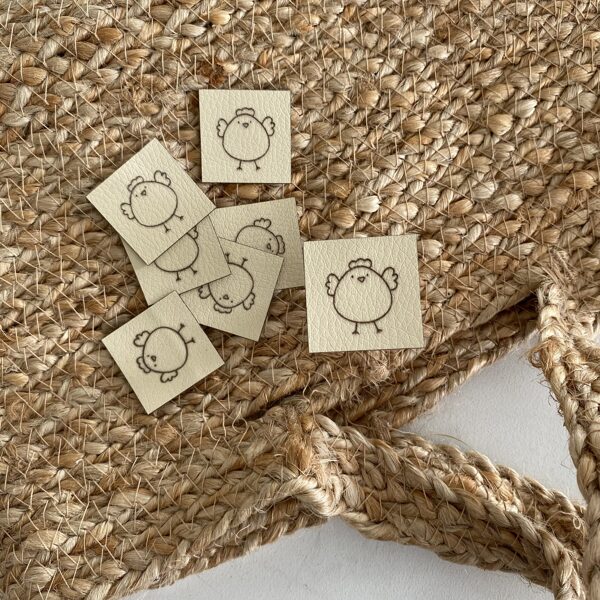 trwałe naszywki z eko skóry